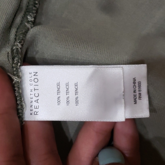 Kenneth Cole Reaction Vest - Picture 8 of 11